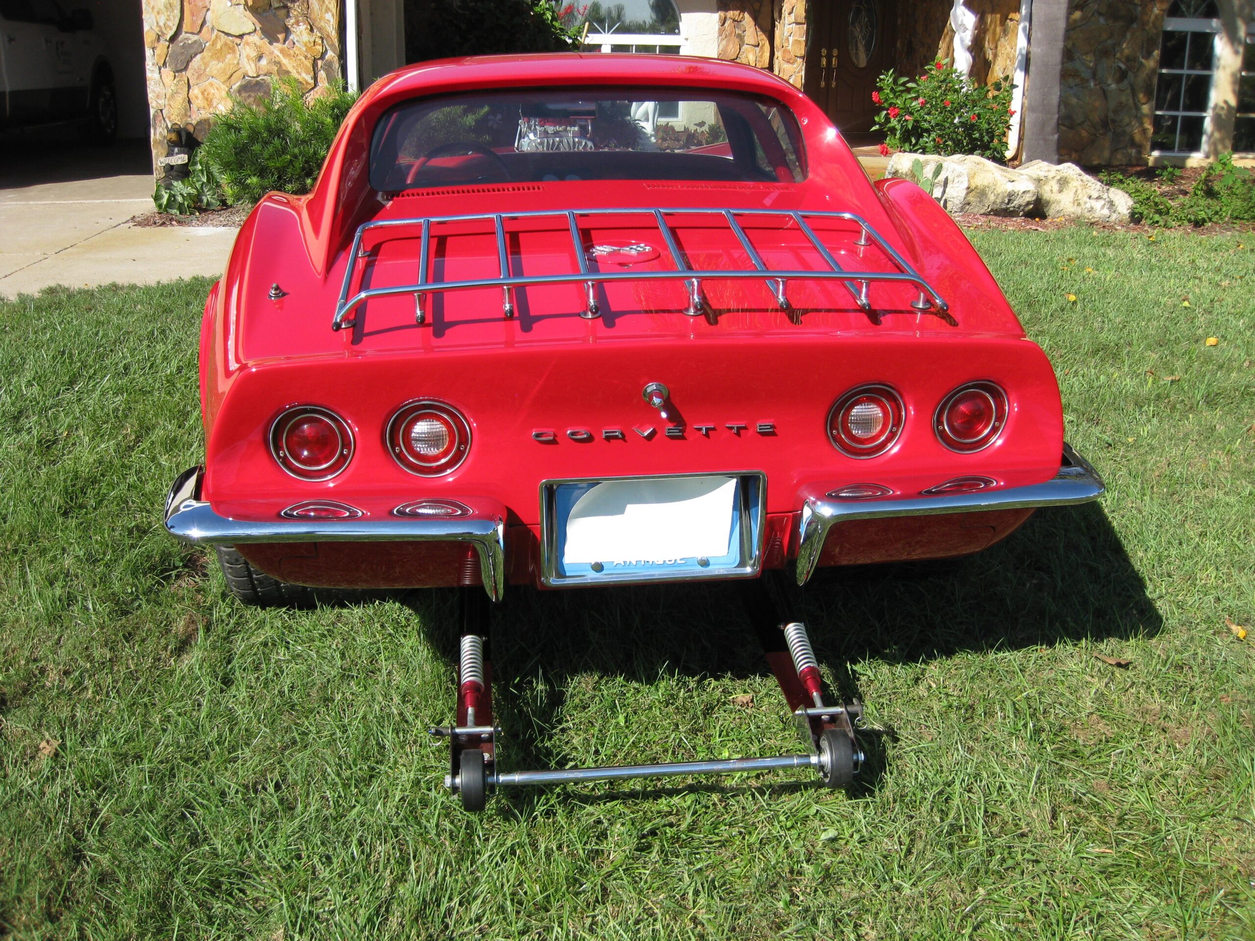 Chevrolet-Corvette-coupe-1972-Red-Red-8
