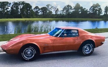 Chevrolet-Corvette-coupe-1973-Orange-Medium-Saddle-1