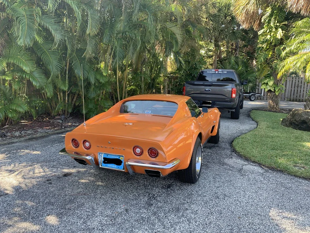 Chevrolet-Corvette-coupe-1973-Orange-Medium-Saddle-10