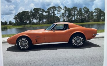 Chevrolet-Corvette-coupe-1973-Orange-Medium-Saddle