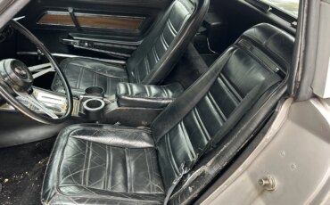 Chevrolet-Corvette-coupe-1973-Silver-Black-3