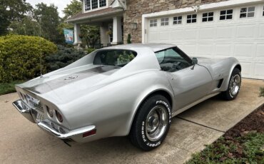 Chevrolet-Corvette-coupe-1973-Silver-Black