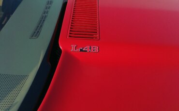 Chevrolet-Corvette-coupe-1976-Red-Beige-7