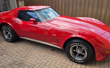 Chevrolet-Corvette-coupe-1977-Red-Red-2