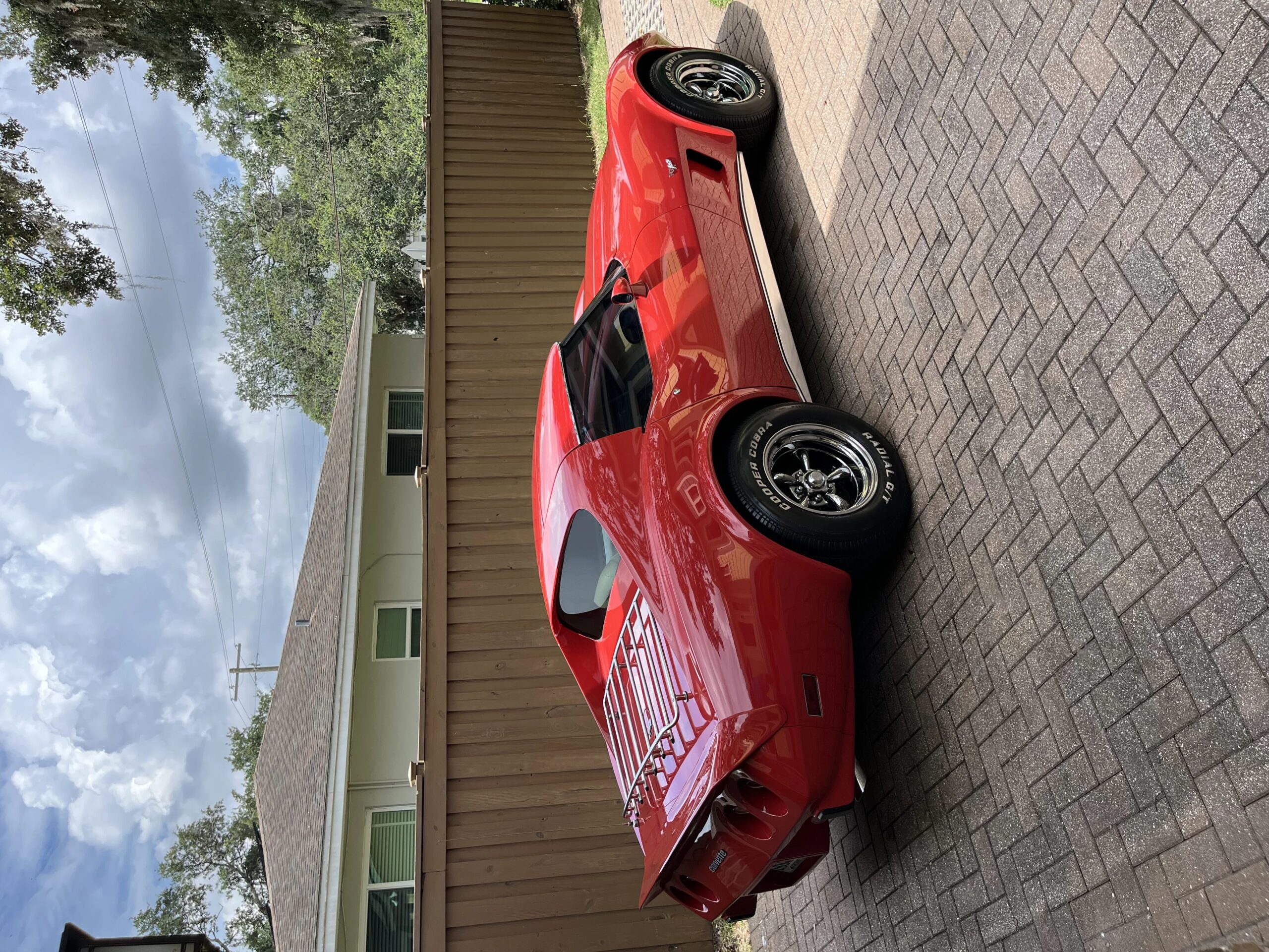 Chevrolet-Corvette-coupe-1977-Red-Red-21