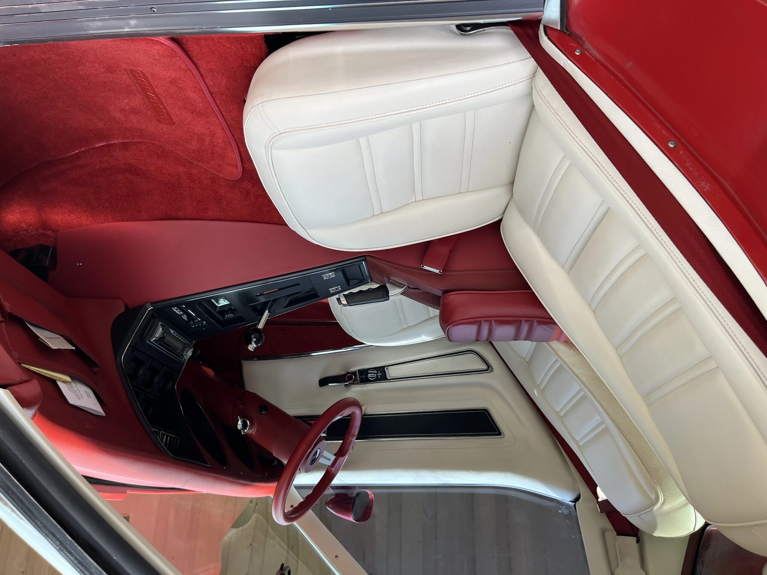 Chevrolet-Corvette-coupe-1977-Red-Red-22