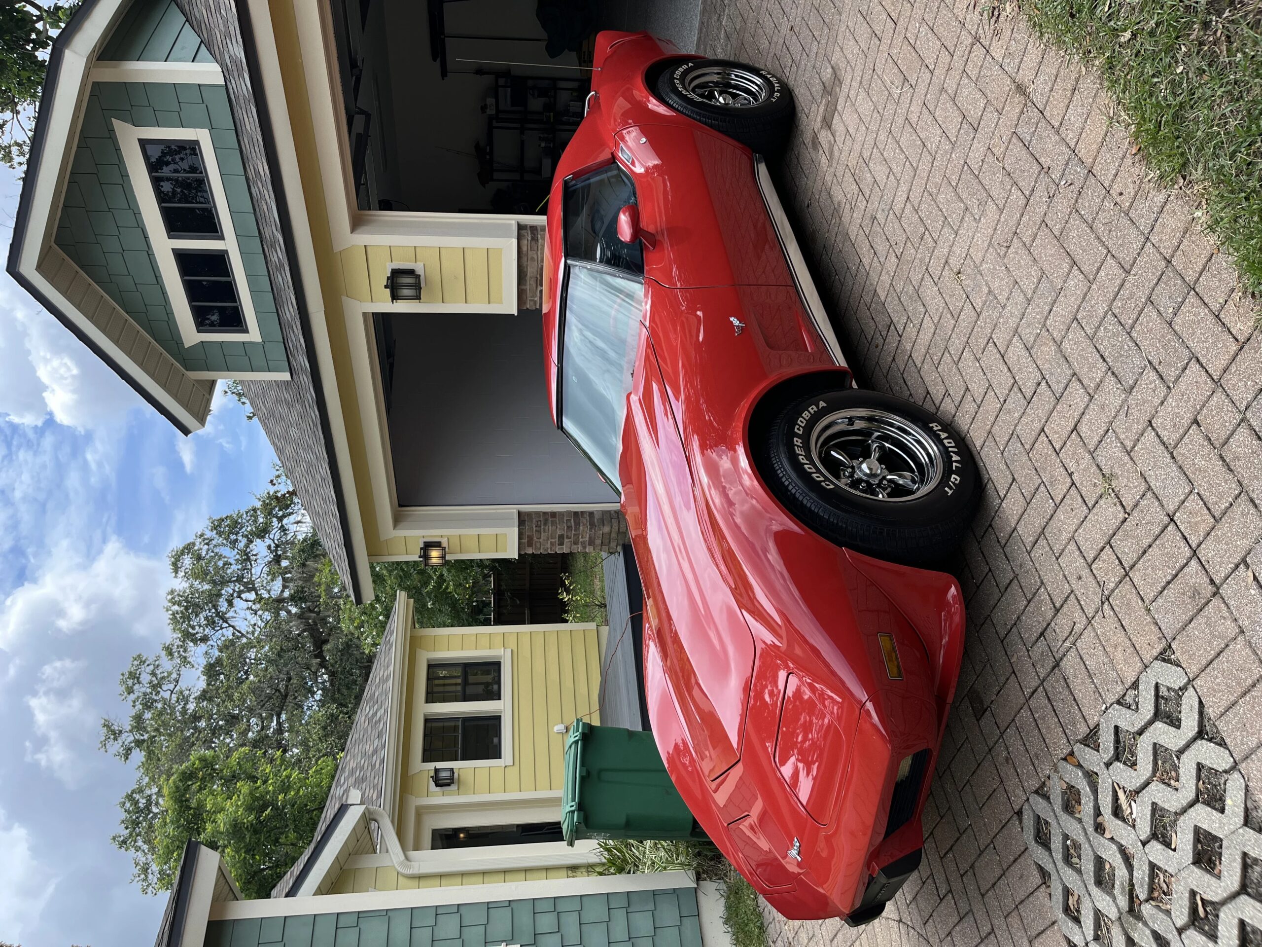 Chevrolet-Corvette-coupe-1977-Red-Red-3
