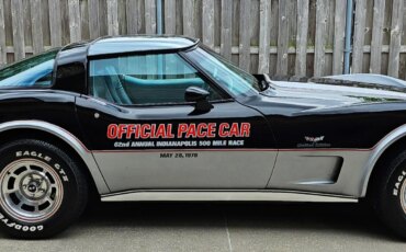 Chevrolet-Corvette-coupe-1978-Black-Silver