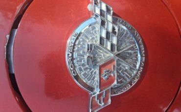 Chevrolet-Corvette-coupe-1978-Red-Black-1
