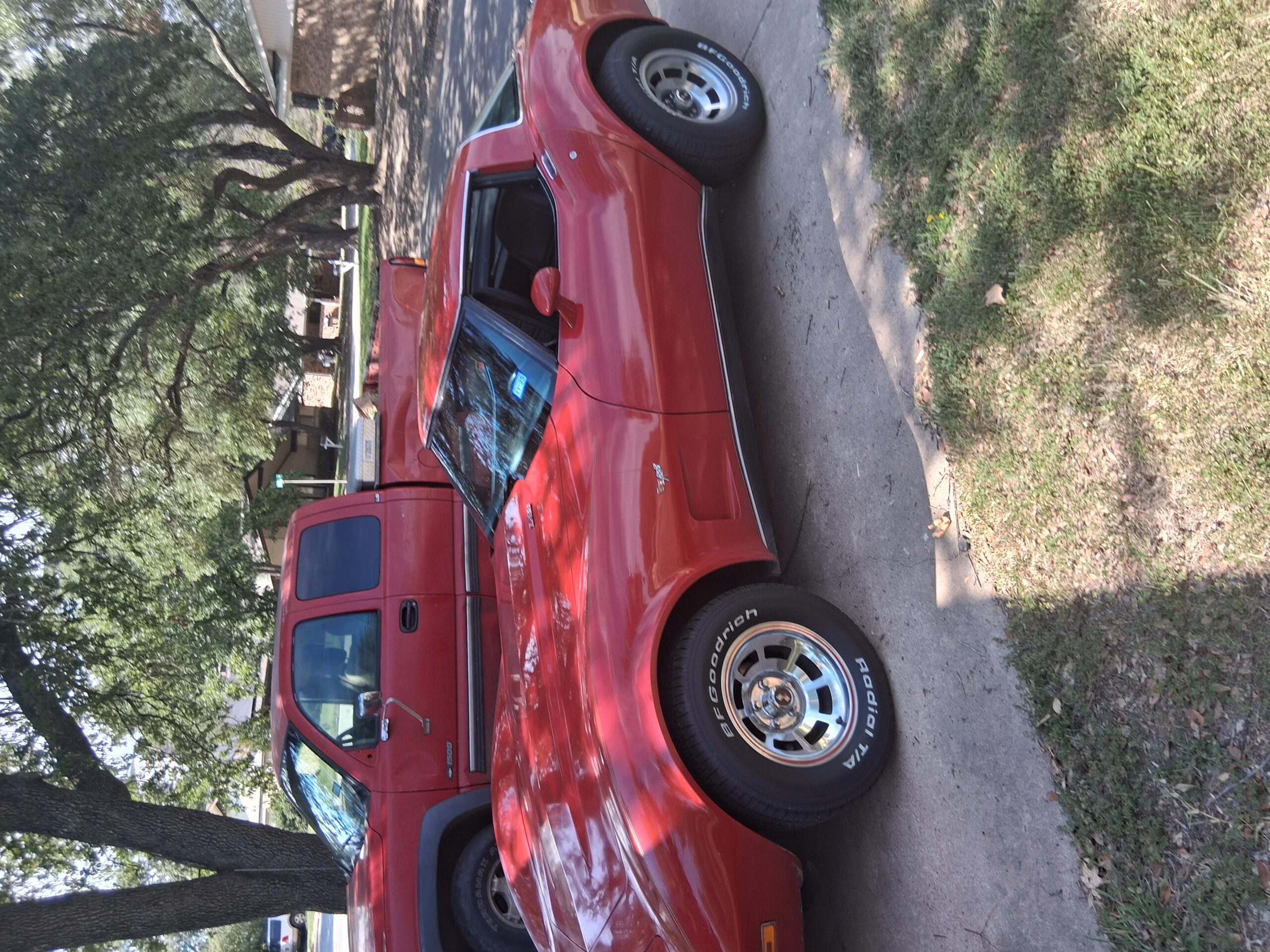 Chevrolet-Corvette-coupe-1978-Red-Black