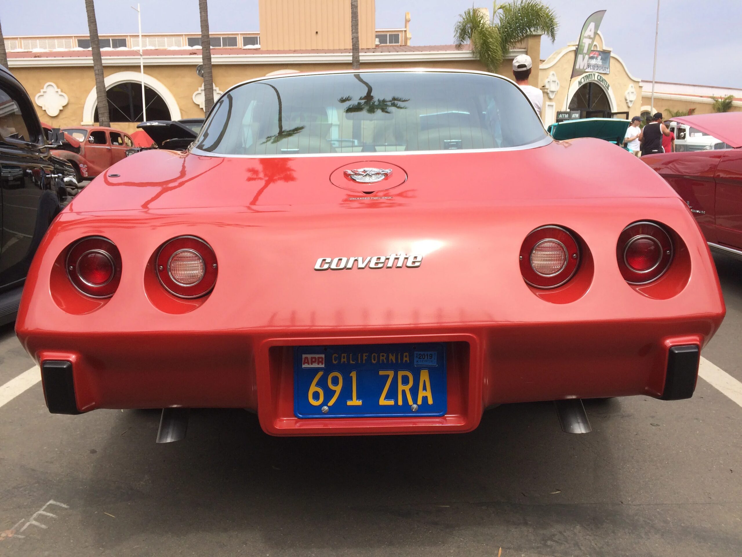 Chevrolet-Corvette-coupe-1978-Red-Tan