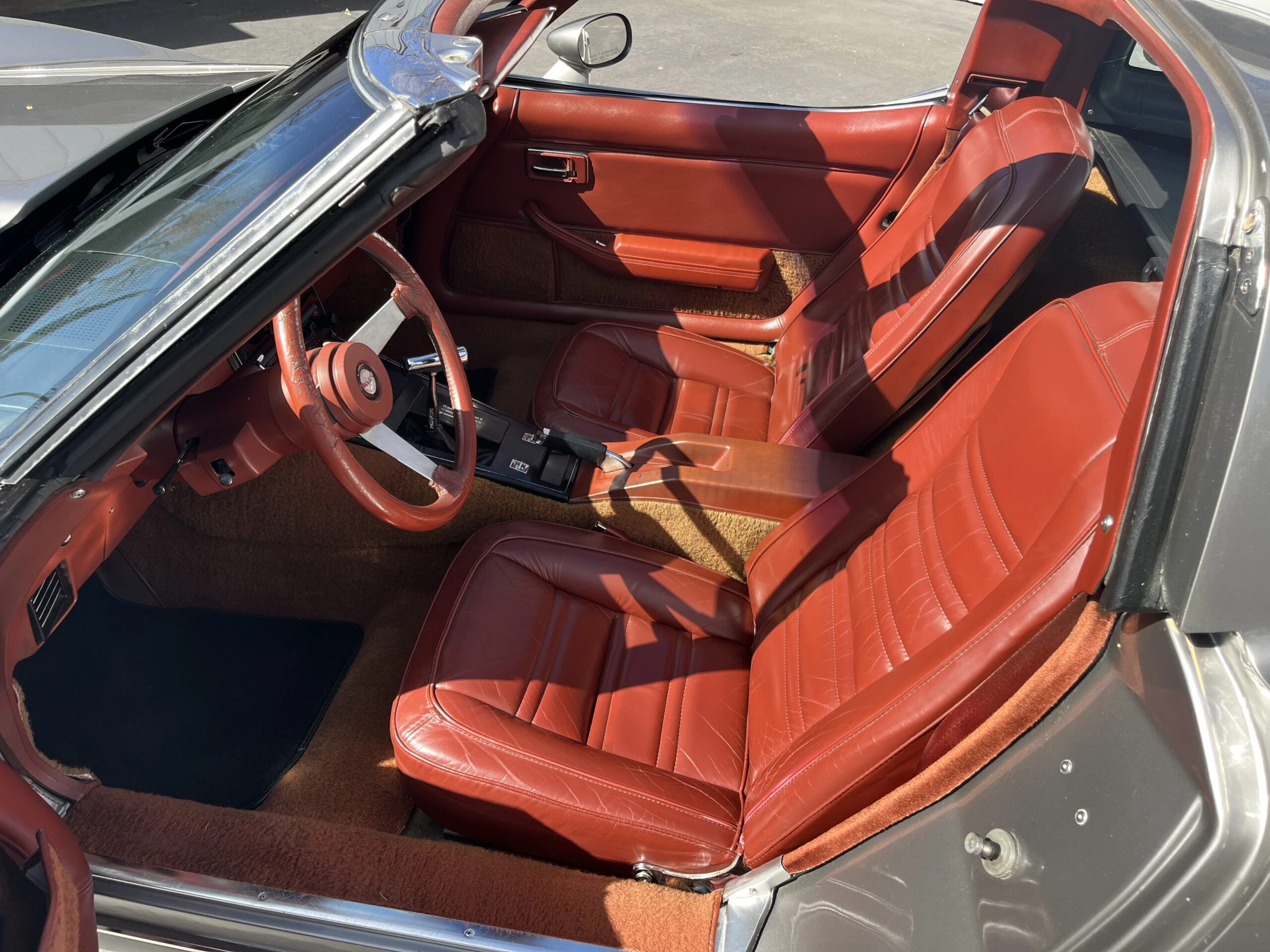Chevrolet-Corvette-coupe-1978-Saffron-6