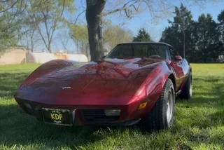Chevrolet-Corvette-coupe-1979-Burgundy-Tan-11