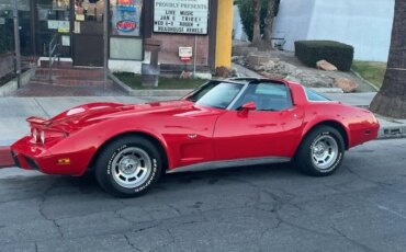 Chevrolet-Corvette-coupe-1979-Red-Black-11