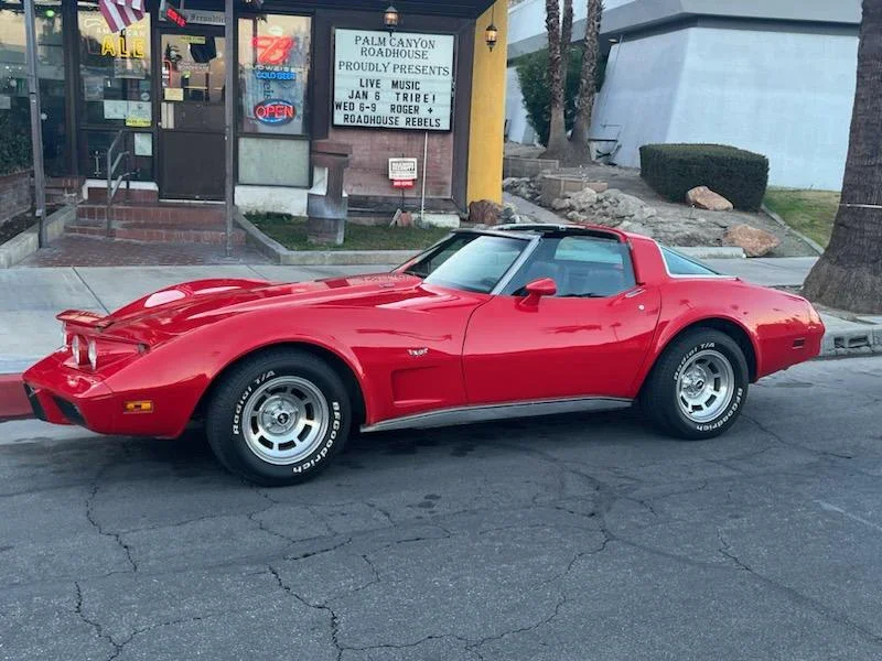 Chevrolet-Corvette-coupe-1979-Red-Black-11