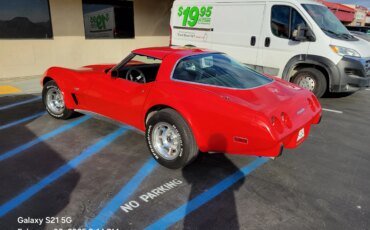Chevrolet-Corvette-coupe-1979-Red-Black-14