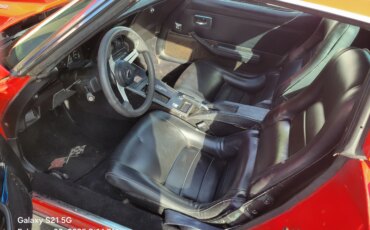 Chevrolet-Corvette-coupe-1979-Red-Black-15