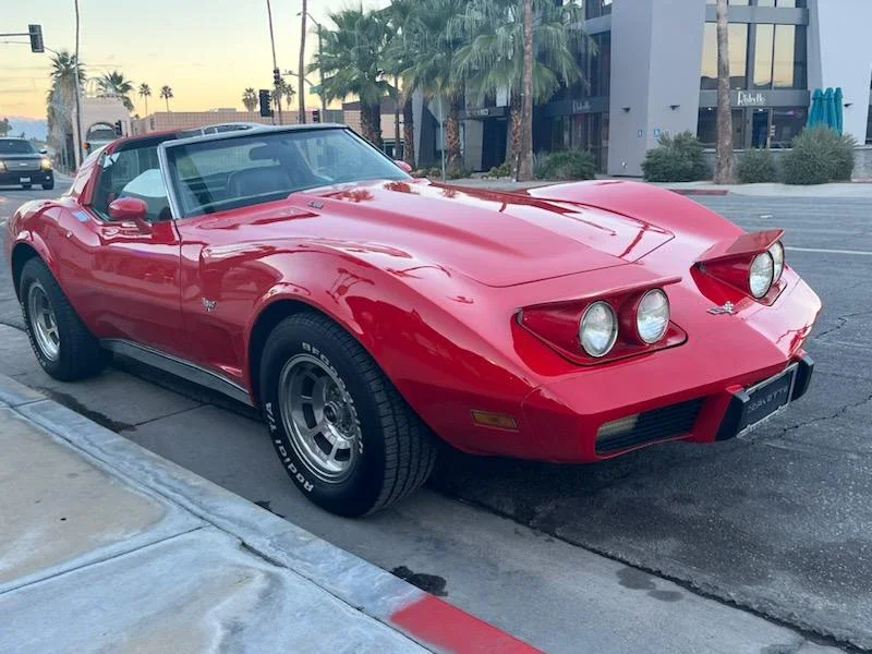 Chevrolet-Corvette-coupe-1979-Red-Black-17