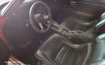 Chevrolet-Corvette-coupe-1979-Red-Black-7