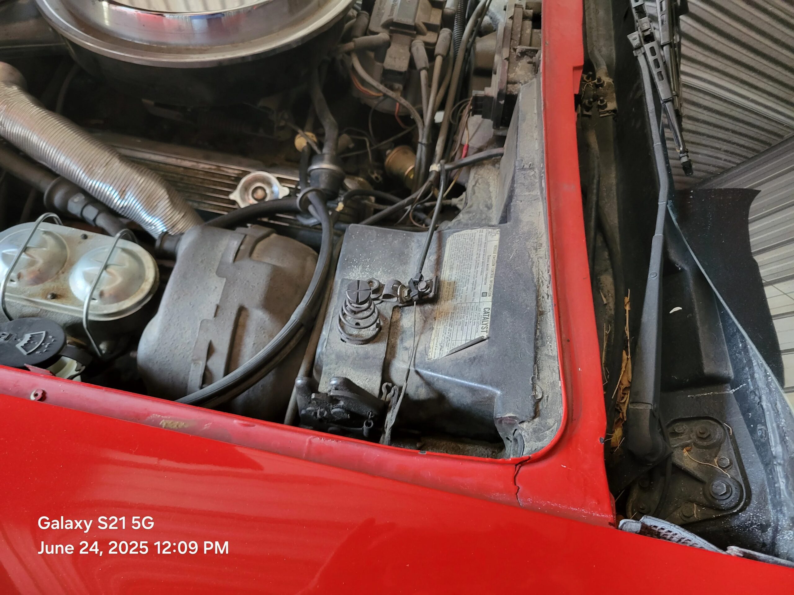 Chevrolet-Corvette-coupe-1979-Red-Black-9