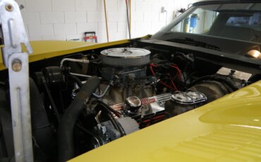 Chevrolet-Corvette-coupe-1979-Yellow-Black-21