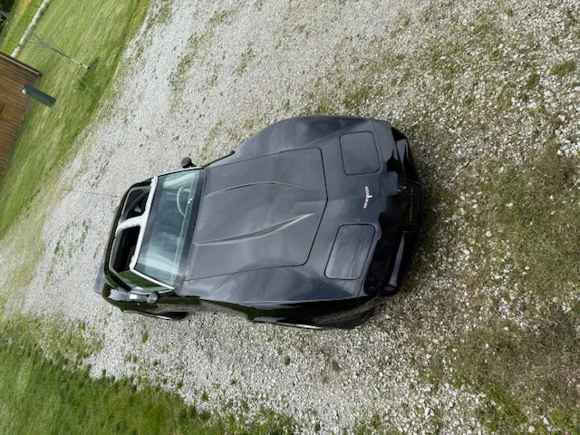 Chevrolet-Corvette-coupe-1980-Black-Off-White-6