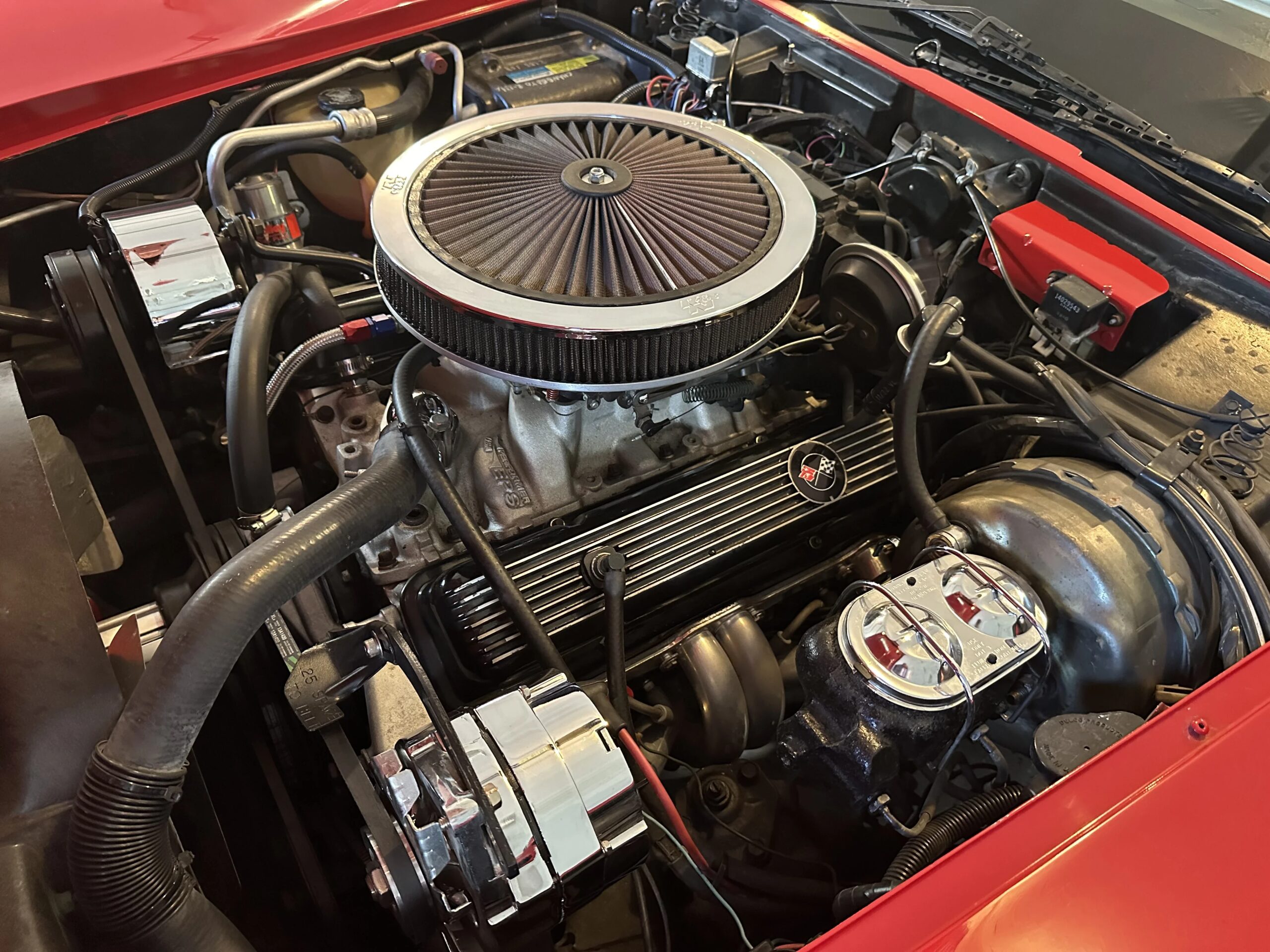 Chevrolet-Corvette-coupe-1981-Red-Custom-3