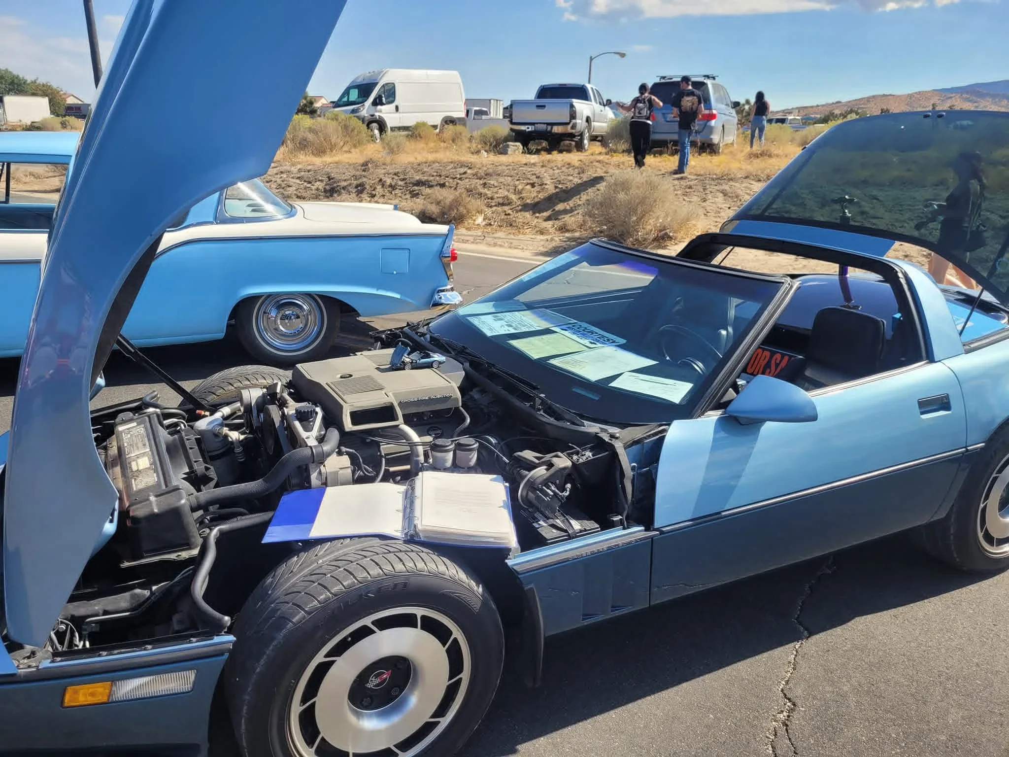 Chevrolet-Corvette-coupe-1984-15