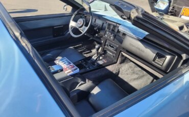 Chevrolet-Corvette-coupe-1984-28