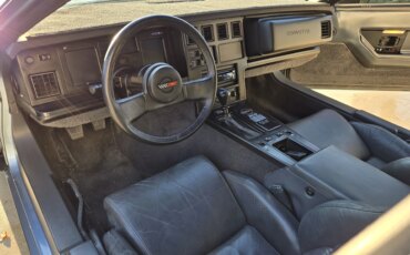 Chevrolet-Corvette-coupe-1984-6