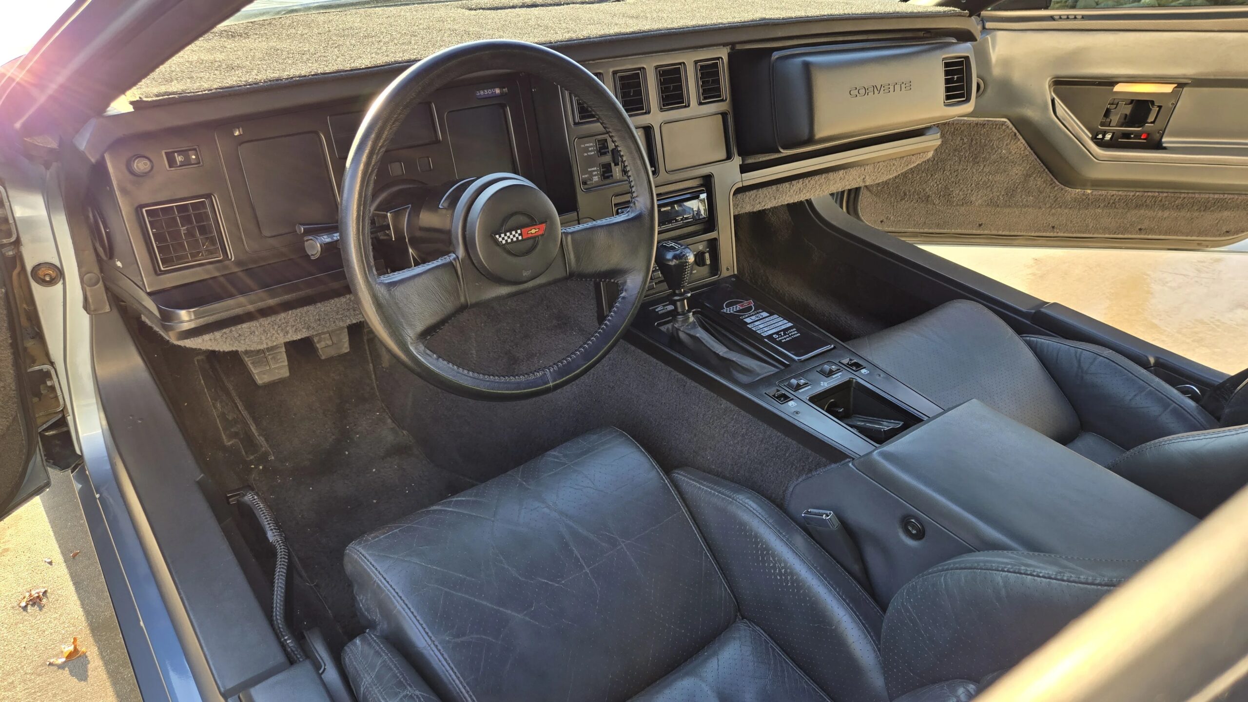 Chevrolet-Corvette-coupe-1984-6