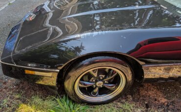 Chevrolet-Corvette-coupe-1984-Black-Gray-5