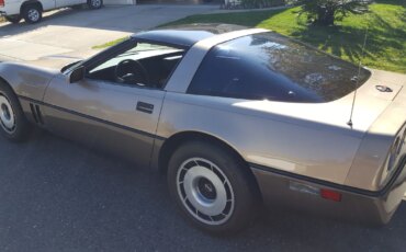 Chevrolet-Corvette-coupe-1984-Custom-Tan