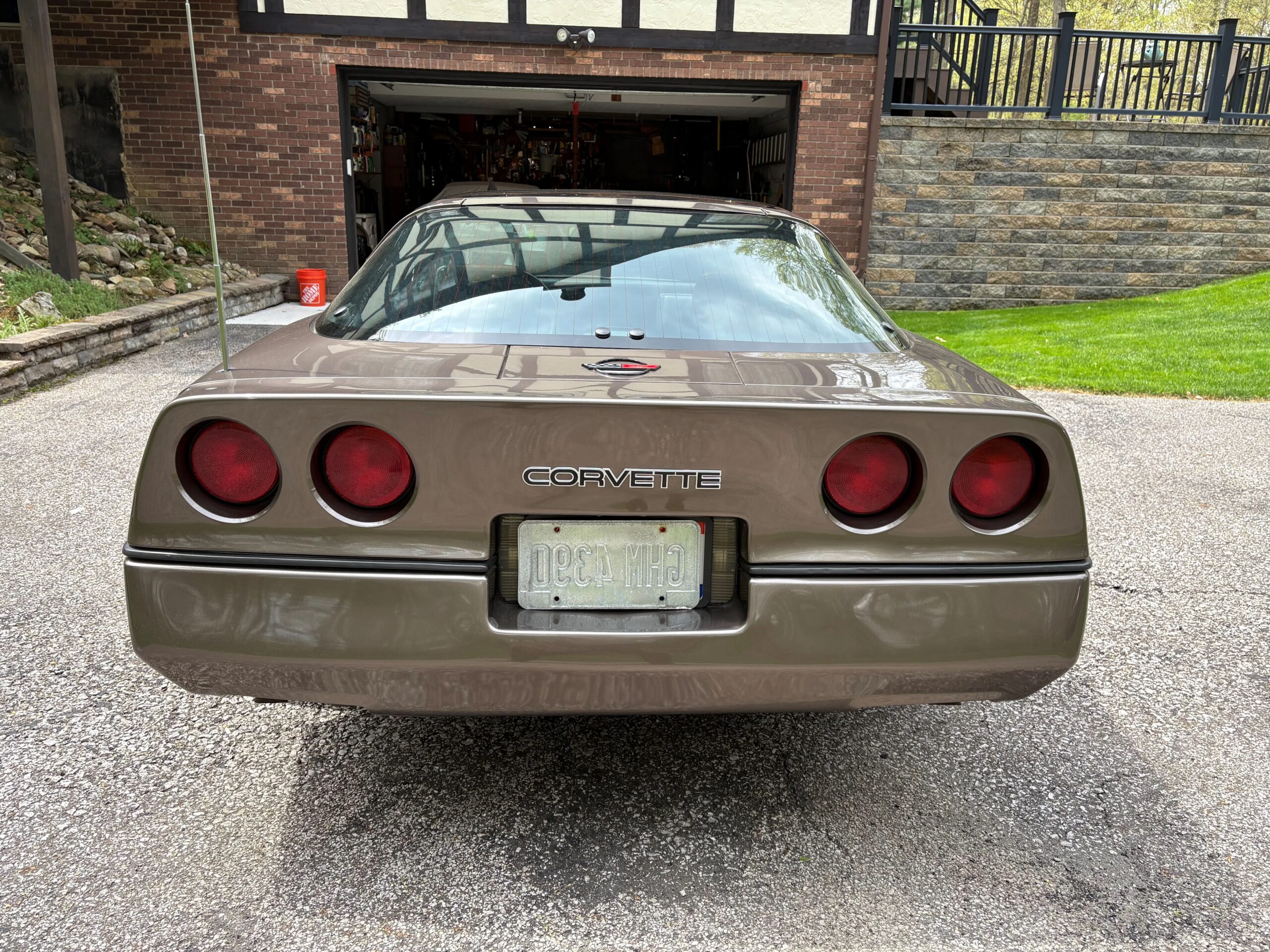 Chevrolet-Corvette-coupe-1984-Other-Other-2