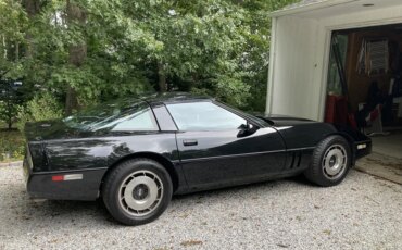 Chevrolet-Corvette-coupe-1985-Black-Black-5