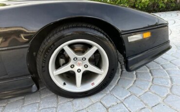 Chevrolet-Corvette-coupe-1985-Black-Gray-7