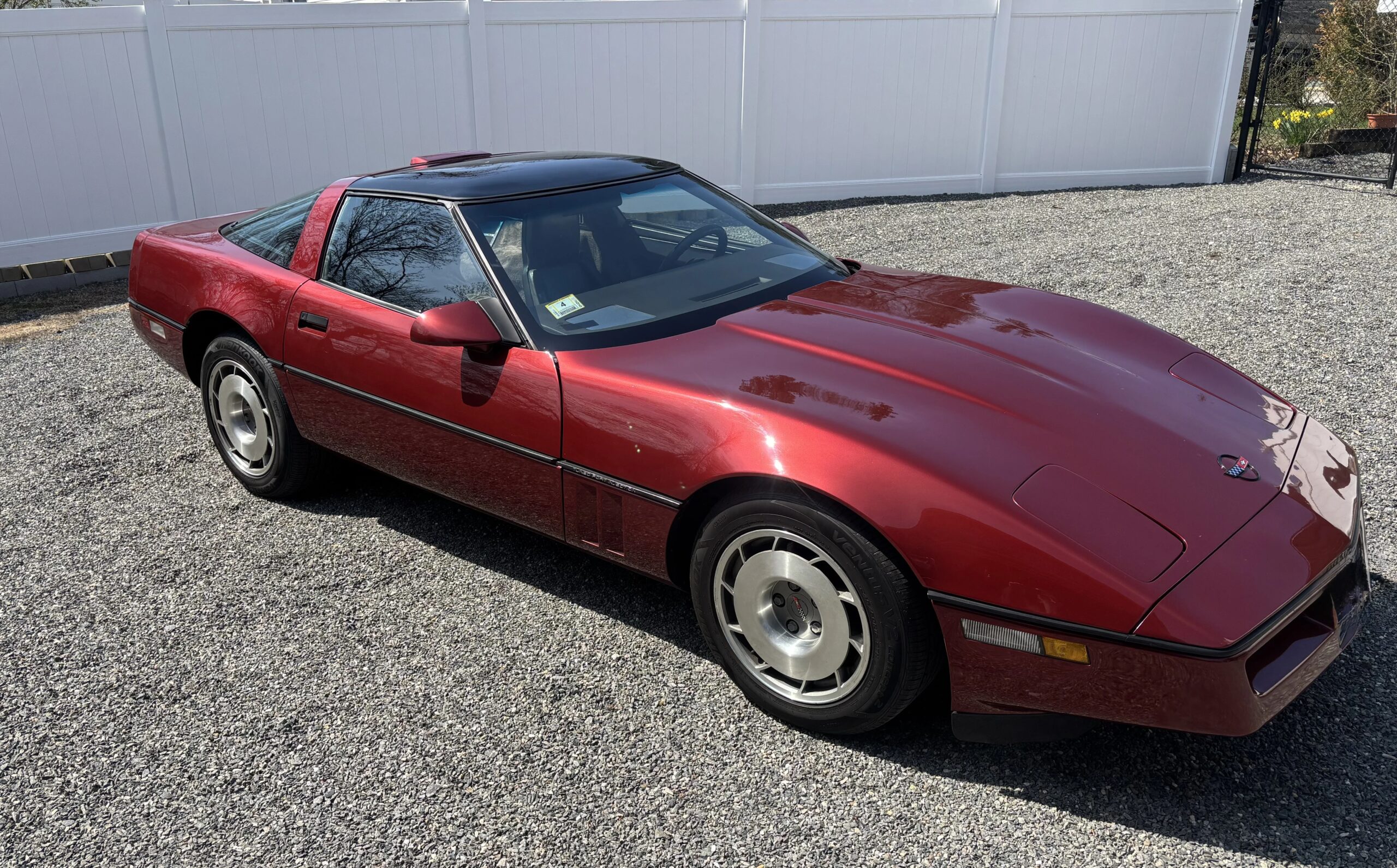 Chevrolet-Corvette-coupe-1987-Red-Black-5