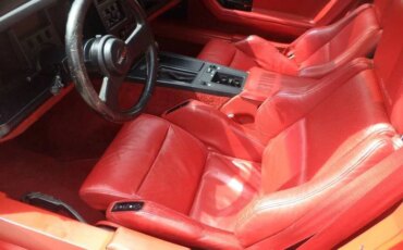 Chevrolet-Corvette-coupe-1987-Red-Red-1