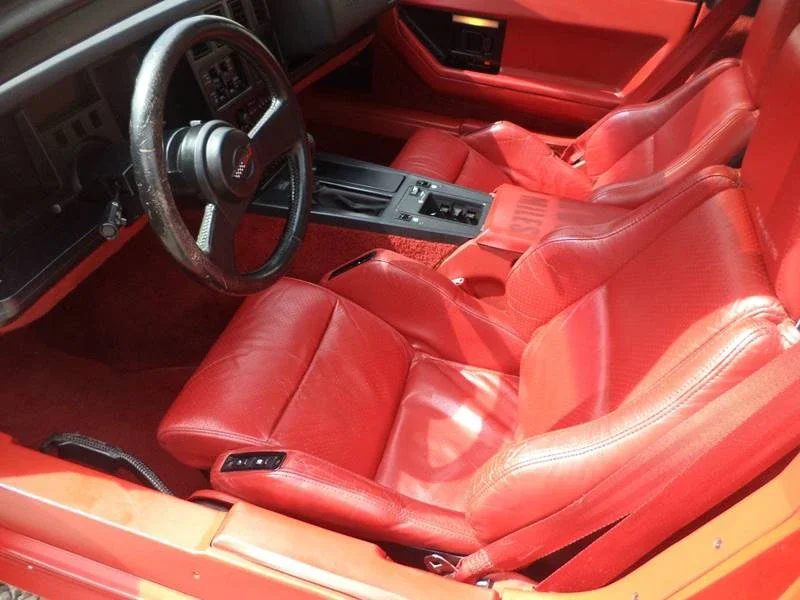 Chevrolet-Corvette-coupe-1987-Red-Red-1
