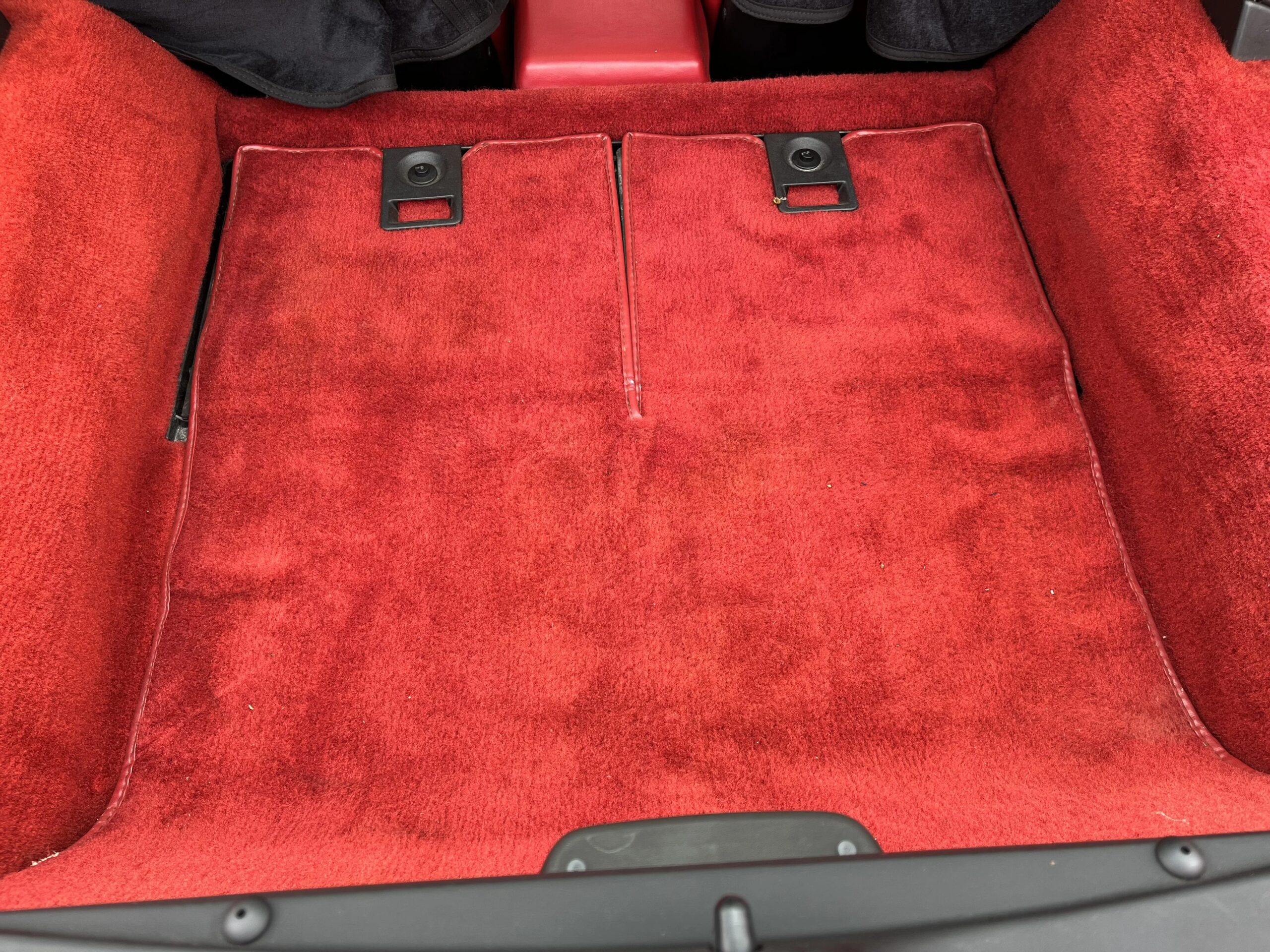 Chevrolet-Corvette-coupe-1987-Red-Red-18