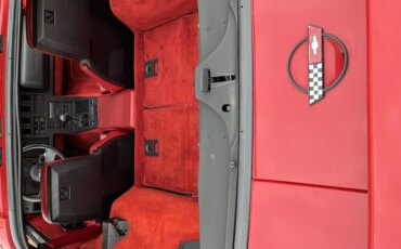 Chevrolet-Corvette-coupe-1987-Red-Red-20