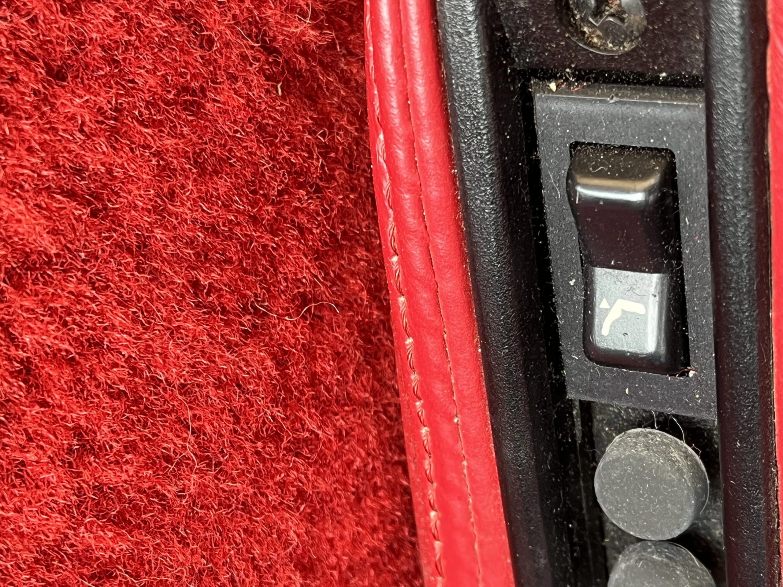 Chevrolet-Corvette-coupe-1987-Red-Red-24