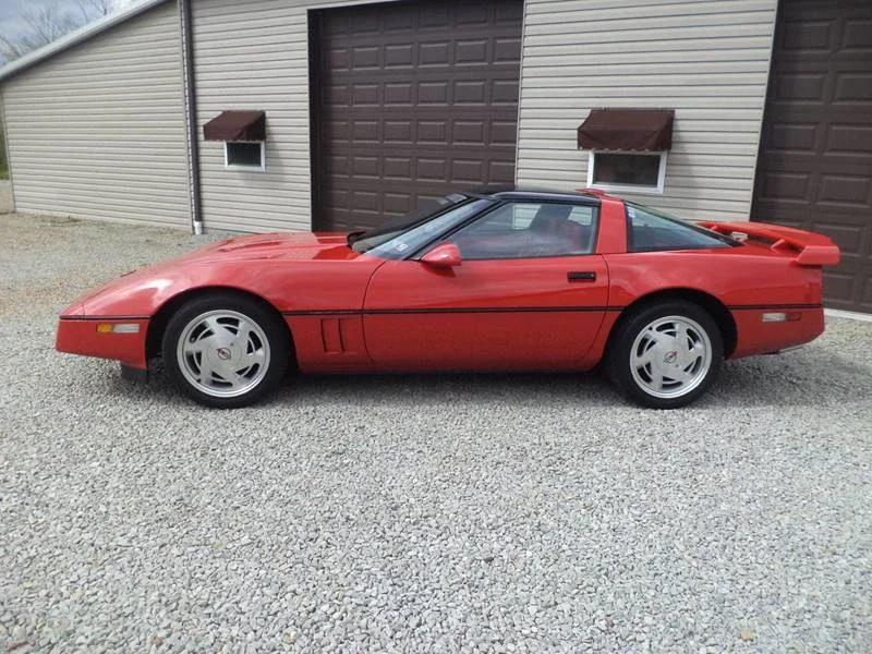 Chevrolet-Corvette-coupe-1987-Red-Red