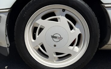 Chevrolet-Corvette-coupe-1988-White-White-16