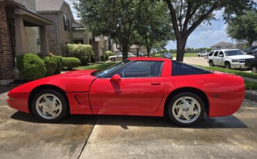 Chevrolet-Corvette-coupe-1989-Red-Tan-1