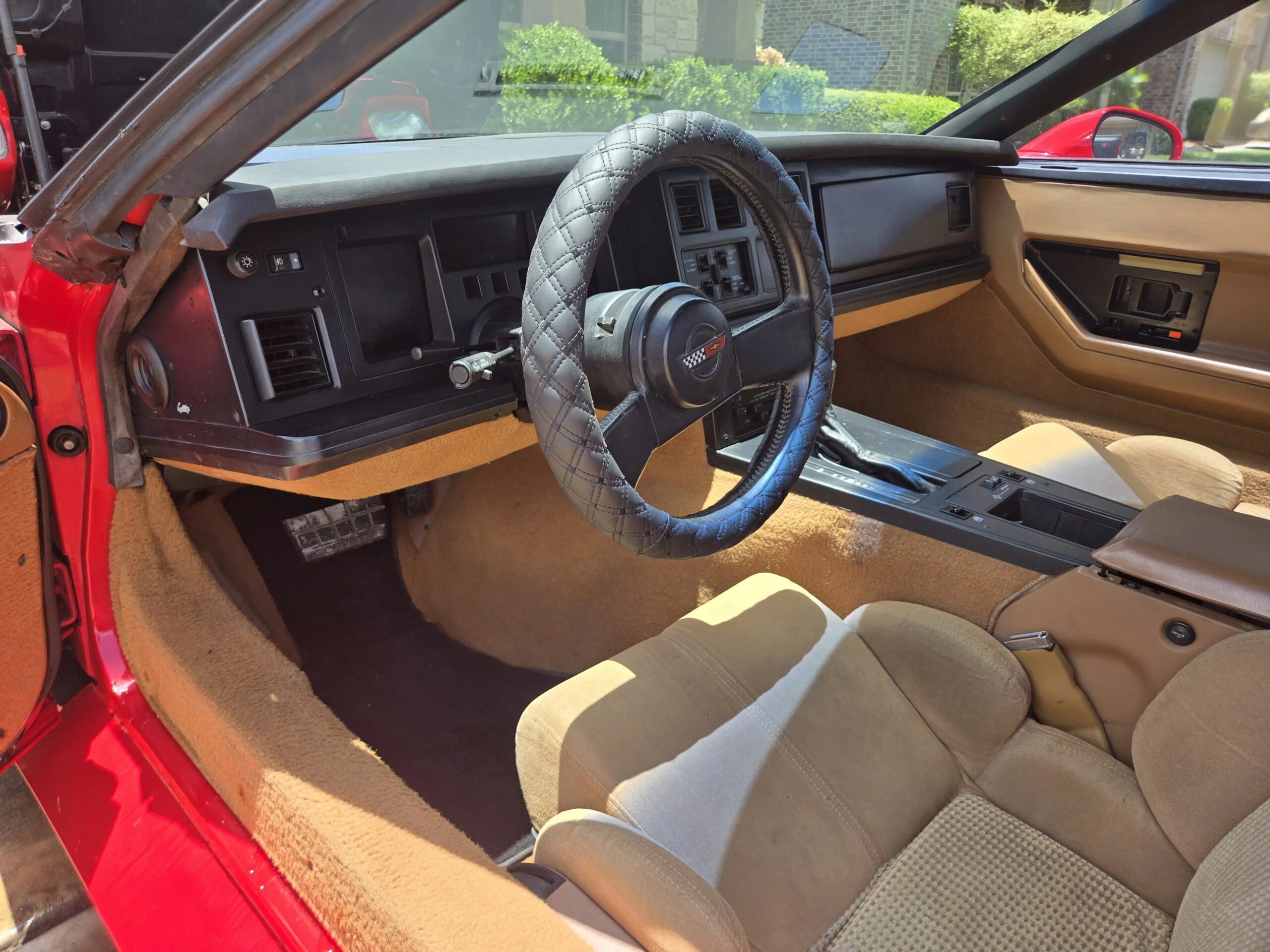 Chevrolet-Corvette-coupe-1989-Red-Tan-10