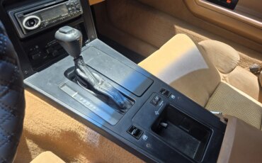 Chevrolet-Corvette-coupe-1989-Red-Tan-11