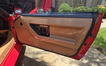 Chevrolet-Corvette-coupe-1989-Red-Tan-15