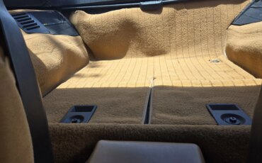 Chevrolet-Corvette-coupe-1989-Red-Tan-17