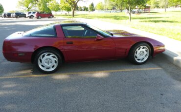 Chevrolet-Corvette-coupe-1991-Burgundy-Black